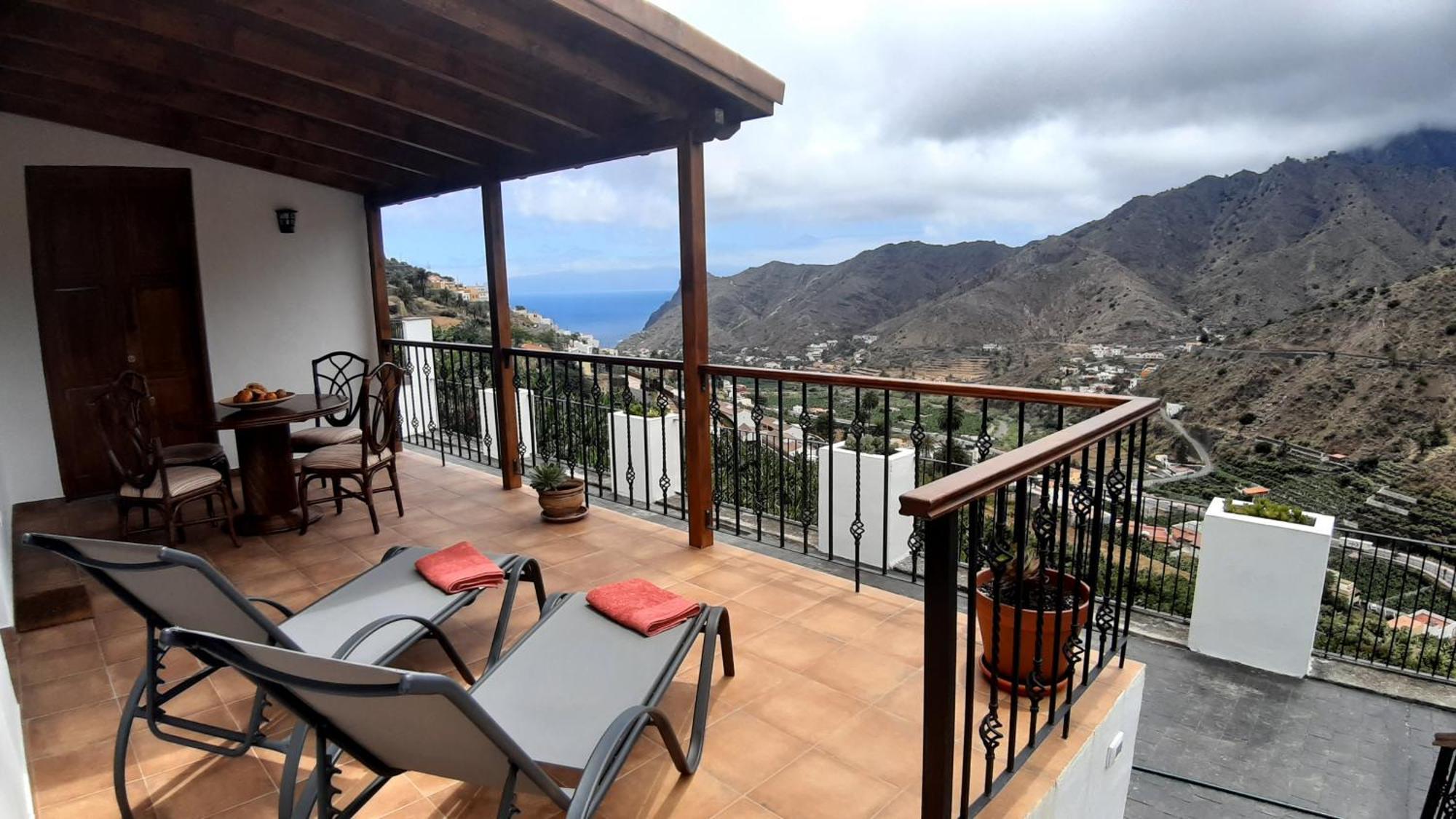 Casa La Sabina Roja 1 - Casa Con Impresionantes Vistas Sobre Hermigua Y El Mar Ngoại thất bức ảnh